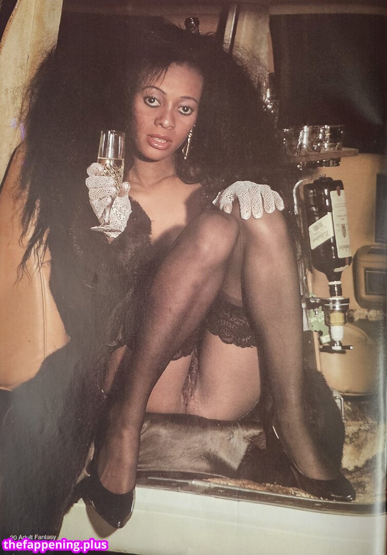 S early  s page  girls/ leaked private photo uncensored HD quality