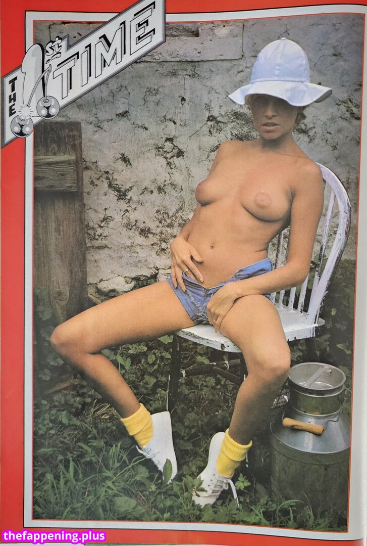 S early  s page  girls/ leaked private photo uncensored HD quality