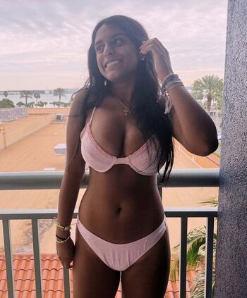 Aaliyahbedi leaked private photo uncensored HD quality