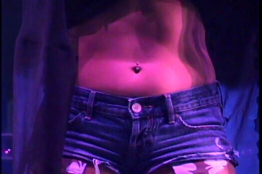 Addison rae  page leaked private photo uncensored HD quality