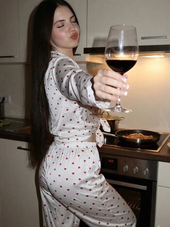 Adriana huzen page leaked private photo uncensored HD quality