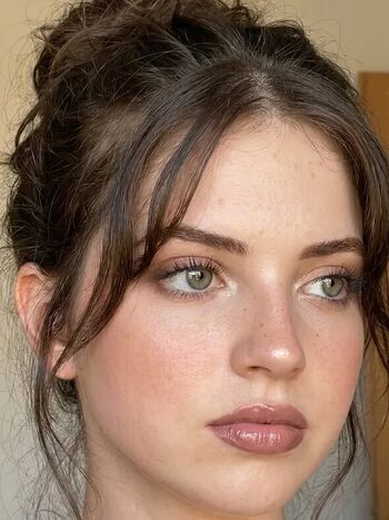 Adriana huzen page leaked private photo uncensored HD quality