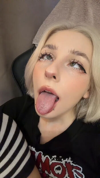 Ahegao  page leaked private photo uncensored HD quality