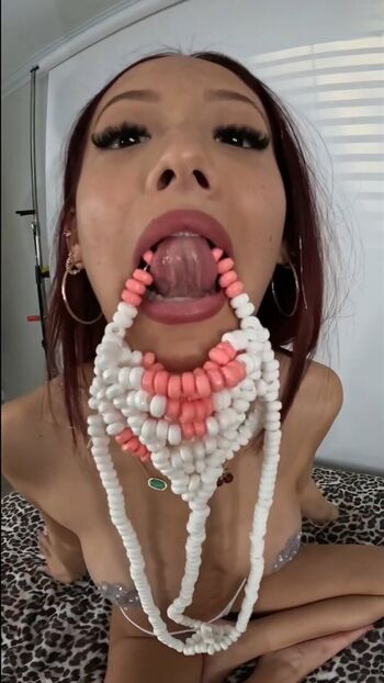 Alessandra liu  page leaked private photo uncensored HD quality