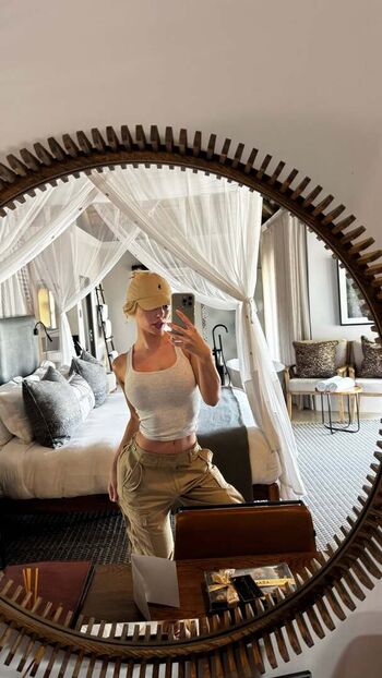 Alexa breit  page leaked private photo uncensored HD quality