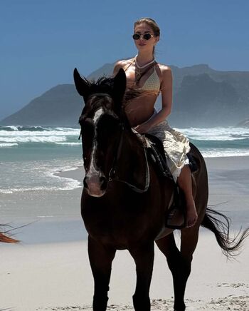 Alexa breit  page leaked private photo uncensored HD quality