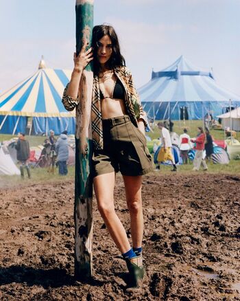 Alexa chung page leaked private photo uncensored HD quality
