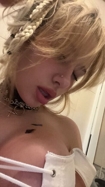 Alexanarttu leaked private photo uncensored HD quality