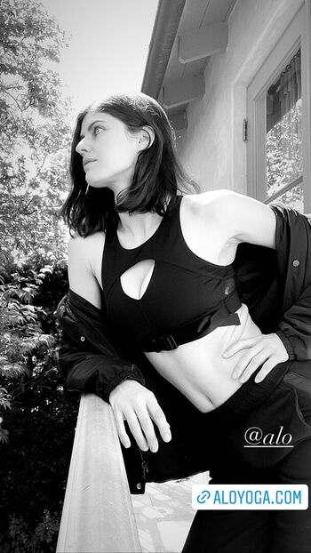 Alexandra daddario  page leaked private photo uncensored HD quality