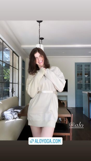 Alexandra daddario  page leaked private photo uncensored HD quality