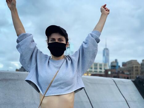 Alexandra daddario  page leaked private photo uncensored HD quality