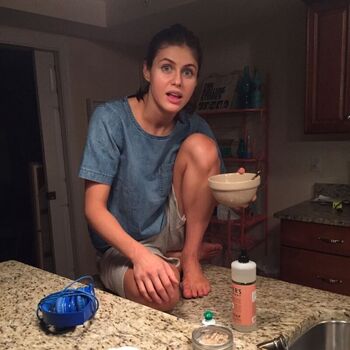 Alexandra daddario  page leaked private photo uncensored HD quality