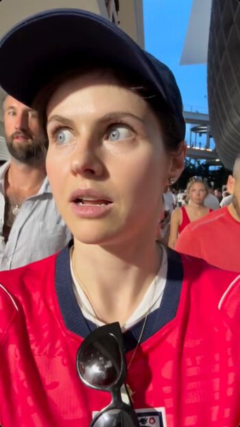 Alexandra daddario  page leaked private photo uncensored HD quality
