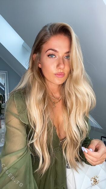 Alica schmidt page leaked private photo uncensored HD quality