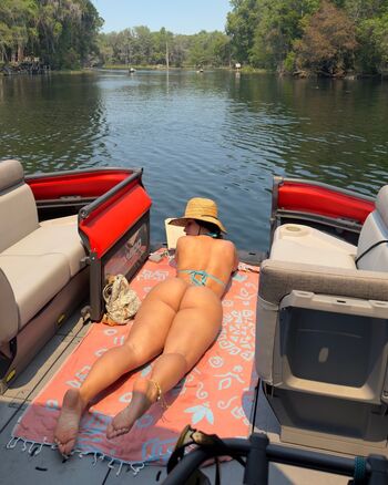 Allure by ana  page leaked private photo uncensored HD quality