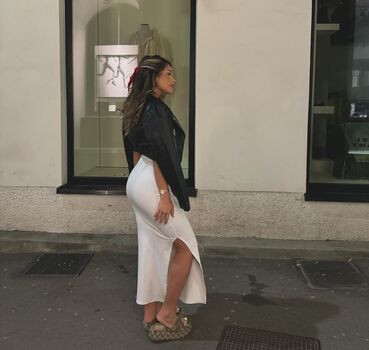 Almira azemi page leaked private photo uncensored HD quality