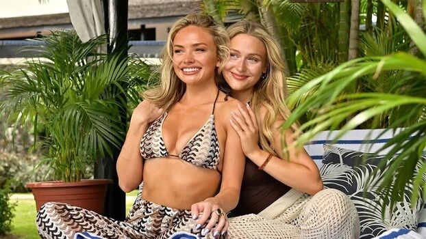 Alyvia alyn lind page leaked private photo uncensored HD quality