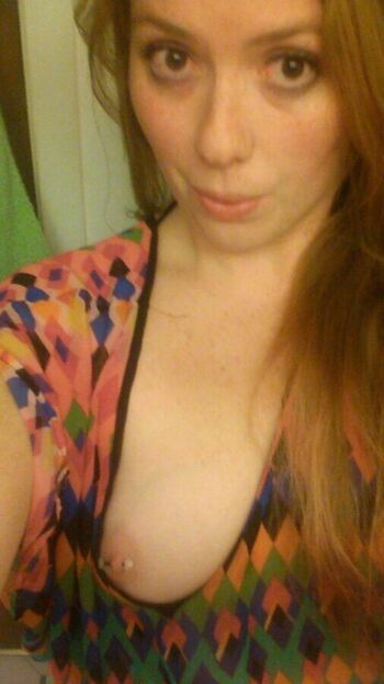 Amateur girls leaked private photo uncensored HD quality