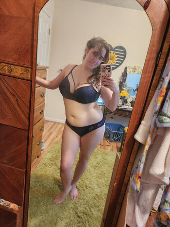 Amateur girls leaked private photo uncensored HD quality