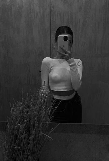 Amateur streamers page leaked private photo uncensored HD quality