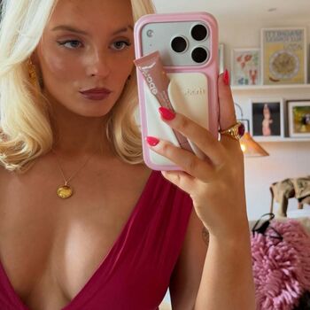 Amelia eve gibson leaked private photo uncensored HD quality