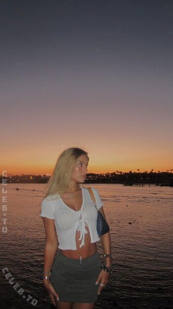 Amelie dilla leaked private photo uncensored HD quality