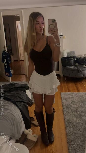 Amelie dilla leaked private photo uncensored HD quality