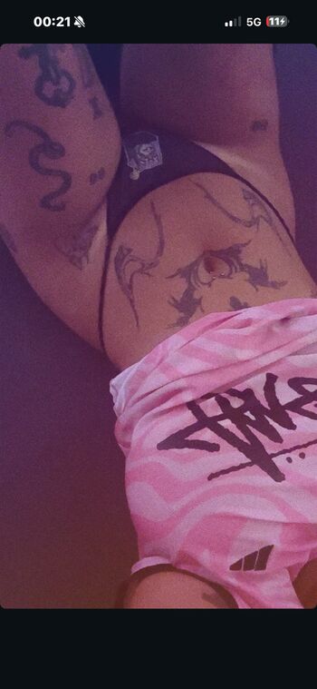 Anaailedepoulet leaked private photo uncensored HD quality