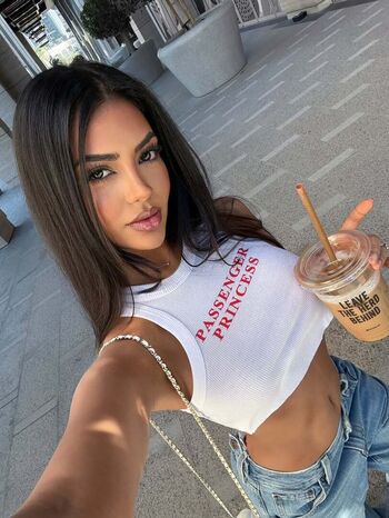 Aneeqa farid page leaked private photo uncensored HD quality
