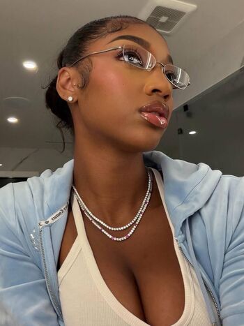 Angel reese page leaked private photo uncensored HD quality