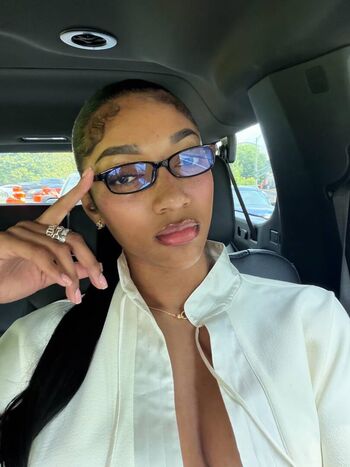 Angel reese leaked private photo uncensored HD quality