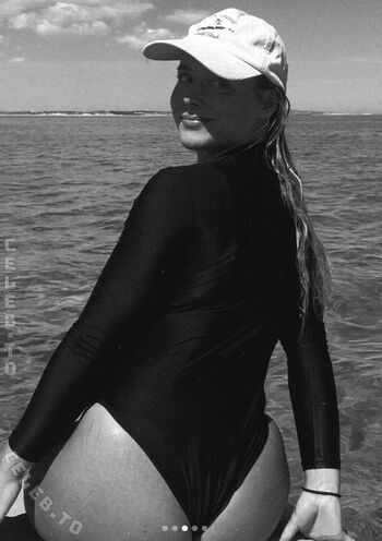 Angelinajoleen page leaked private photo uncensored HD quality