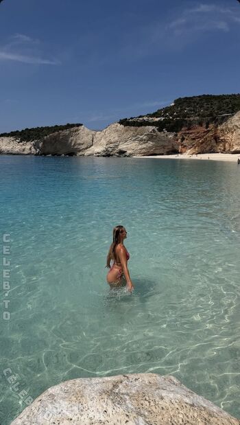 Angelinajoleen page leaked private photo uncensored HD quality