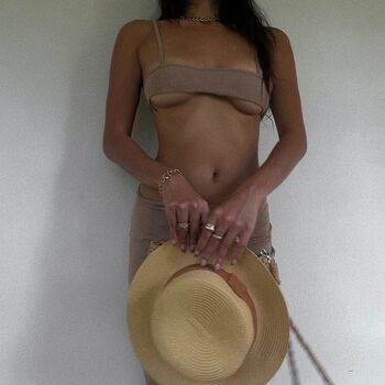 Anne ale page leaked private photo uncensored HD quality