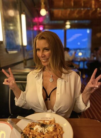 Annette warburton leaked private photo uncensored HD quality