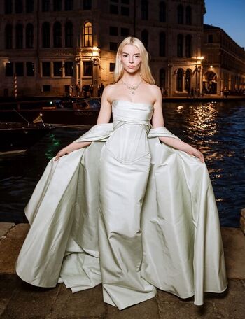 Anya taylor joy leaked private photo uncensored HD quality