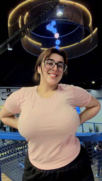 Apoorva bhalla leaked private photo uncensored HD quality