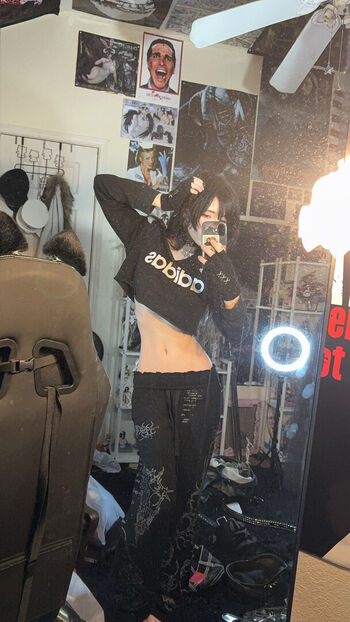 Ashisbees page leaked private photo uncensored HD quality