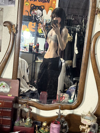 Ashisbees page leaked private photo uncensored HD quality