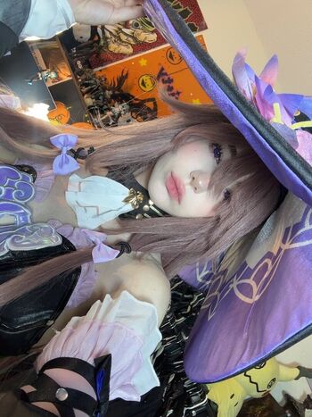 Ashisbees page leaked private photo uncensored HD quality