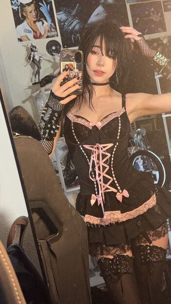 Ashisbees page leaked private photo uncensored HD quality