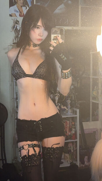 Ashisbees page leaked private photo uncensored HD quality