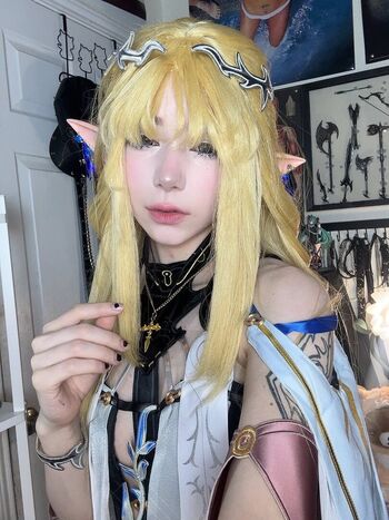 Ashisbees page leaked private photo uncensored HD quality