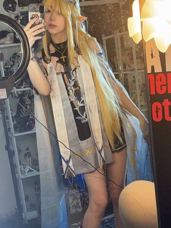 Ashisbees page leaked private photo uncensored HD quality