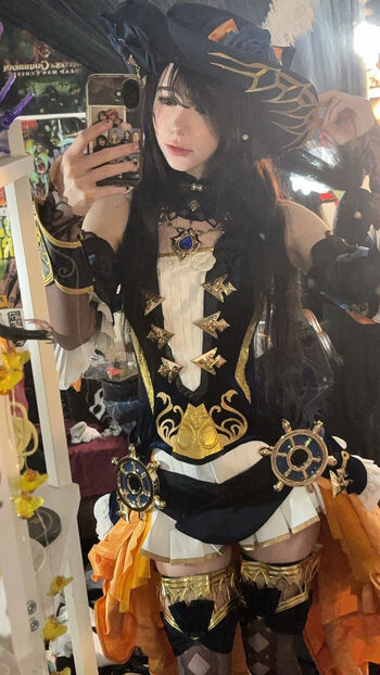 Ashisbees page leaked private photo uncensored HD quality