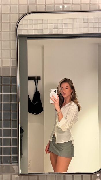 Astabush page leaked private photo uncensored HD quality