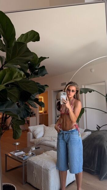 Astabush leaked private photo uncensored HD quality