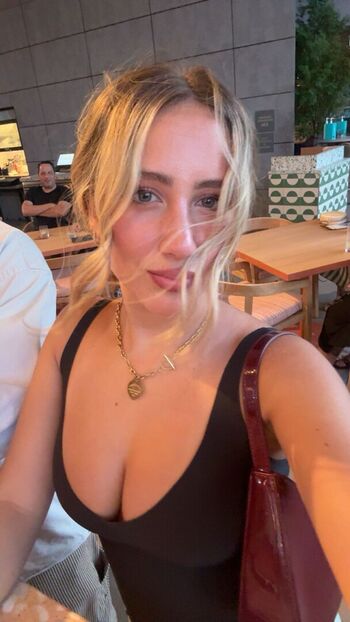 Ava kolker  page leaked private photo uncensored HD quality