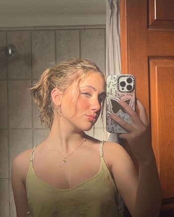 Ava kolker  page leaked private photo uncensored HD quality