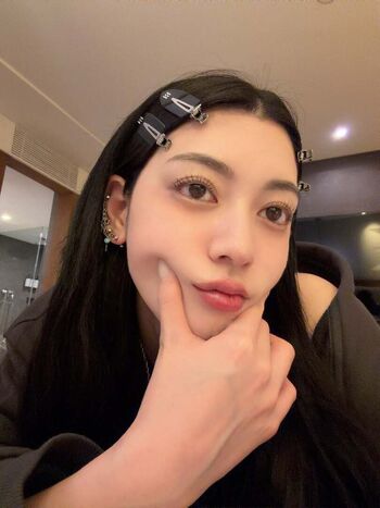 Ayaka miyoshi page leaked private photo uncensored HD quality